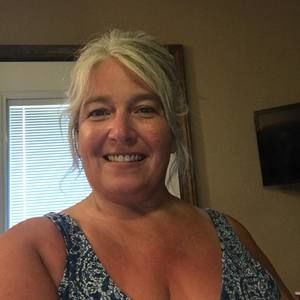 Meet your Posher, Carla